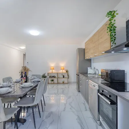 Spacious 5br In Swieqi By Sf Homes B * St. Julian's