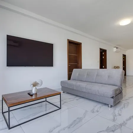 Spacious 5br In Swieqi By Sf Homes B